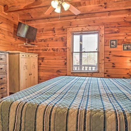 Mountain Pool Lodge Sevierville Cabin With Hot Tub Pigeon Forge Ngoại thất bức ảnh