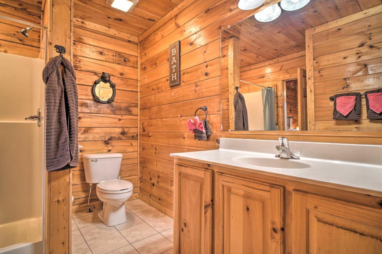 Mountain Pool Lodge Sevierville Cabin With Hot Tub Pigeon Forge Ngoại thất bức ảnh