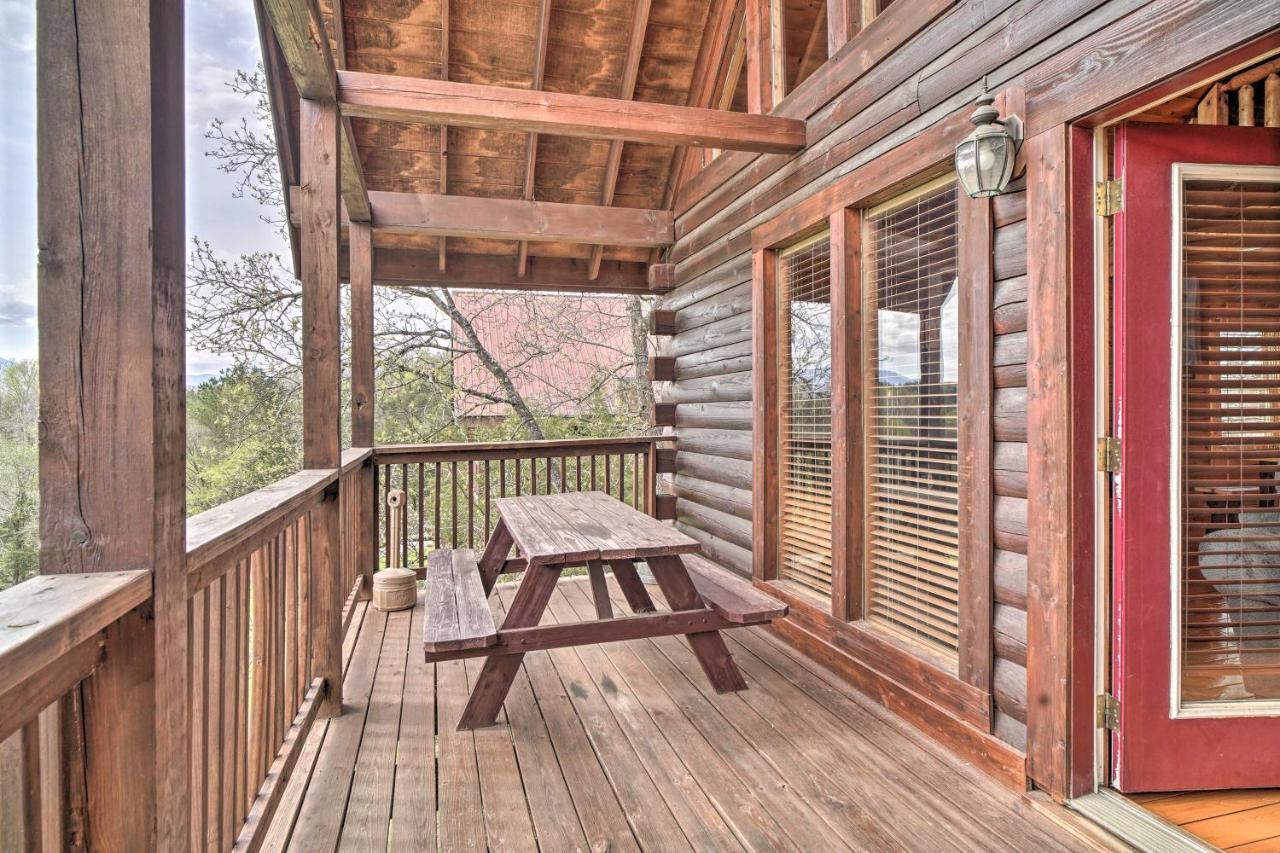 Mountain Pool Lodge Sevierville Cabin With Hot Tub Pigeon Forge Ngoại thất bức ảnh